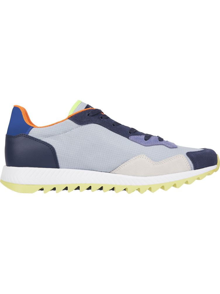 Estas sandalias de 20 euros de Mango Outlet tienen lista de espera porque  tienen un truco que estiliza las piernas y quedan igual de bien con  vaqueros o con un look de