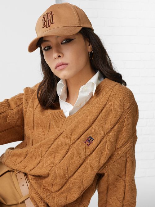 Gorra-de-beisbol-Prep-con-monograma-TH