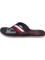 Chanclas-con-logo-bordado