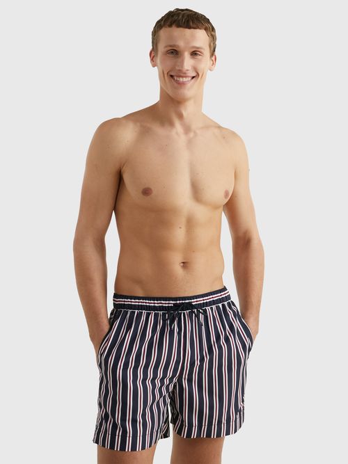 BAÑADOR-ESSENTIAL-ESTAMPADO-DE-MEDIO-LARGO
