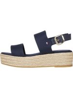 Sandalias-estilo-alpargata-con-cuña-de-cuerda