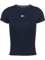 Camiseta-de-corte-slim-con-parche