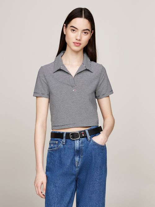 Polo-cropped-de-corte-slim-con-Cuello-en-V