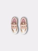 Zapatillas-con-velcro-