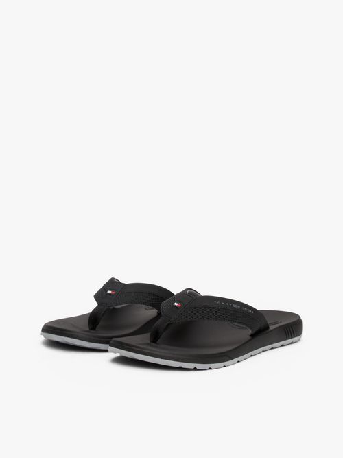 Chancletas-con-logo-en-tiras-texturizadas