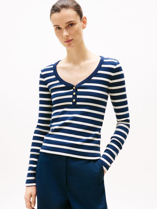 Camiseta-de-manga-larga-con-cuello-Henley