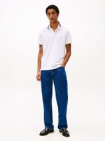 Polo-de-corte-regular-con-cuello-distintivo