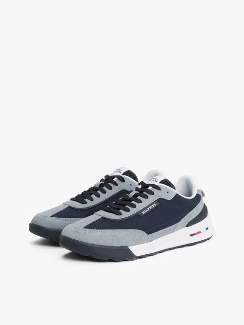 Zapatillas-de-running-con-suela-dentada