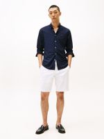 Camisa-de-corte-slim-con-logo-bordado