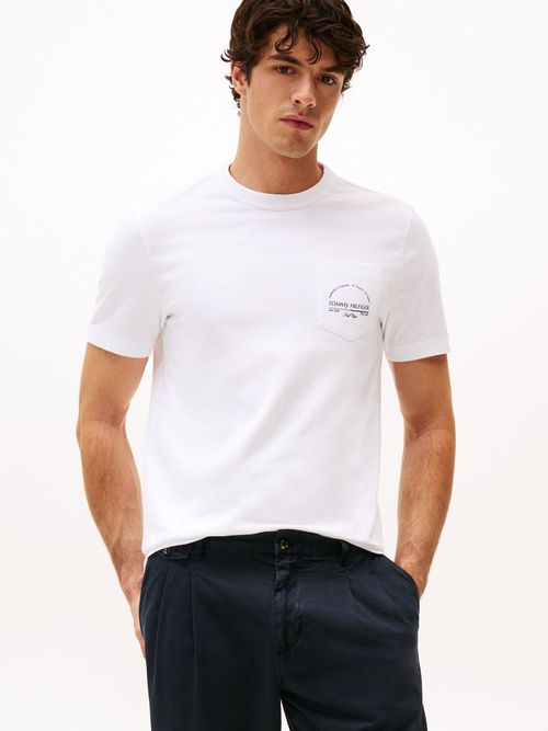 Camiseta-con-bolsillo-en-el-pecho