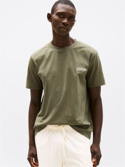 Camiseta-de-corte-amplio-con-estampado
