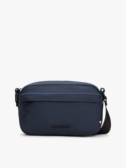Bolso-reporter-con-logo-texturizado