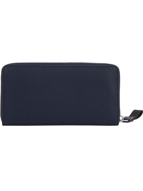 Billetera-con-insignia-y-cremallera