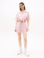 Camisa-cropped-de-manga-corta-y-corte-amplio