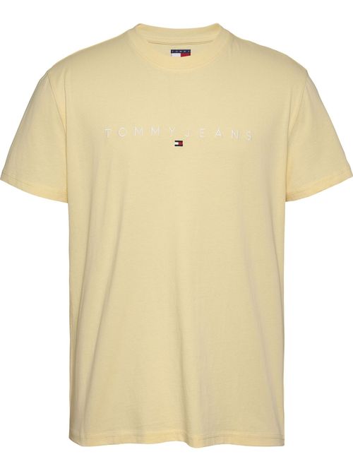 Camiseta-con-logo-bordado