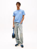 Camiseta-con-logo-en-la-parte-trasera