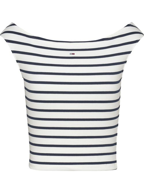 Camiseta-de-corte-slim-con-cuello-barco