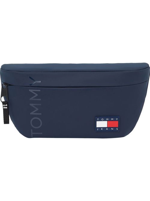 Cangurera-daily-con-logo-engomado