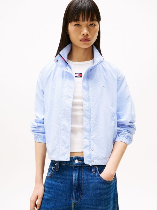 Chaqueta-repelente-al-agua-con-logo
