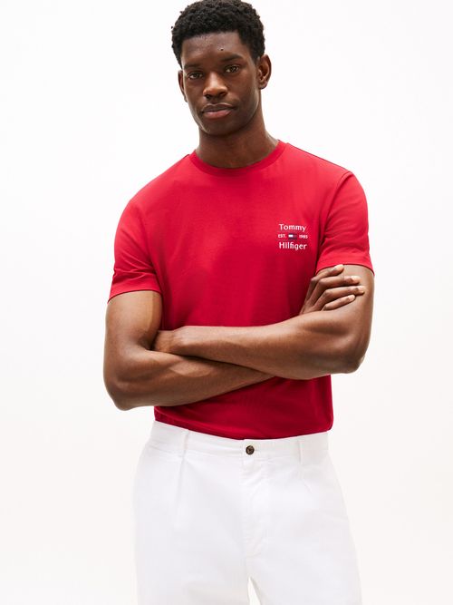 Camiseta-de-cuello-redondo-con-logo