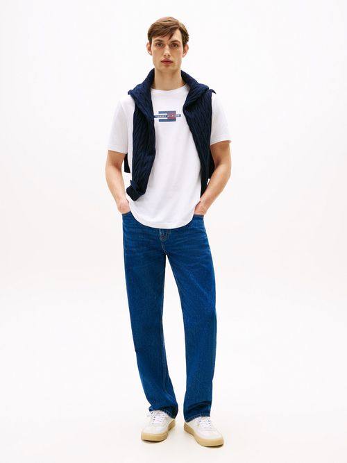 Camiseta-estampada-con-logo
