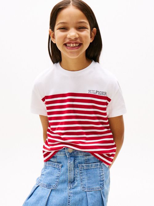 Camiseta-amplia-de-rayas