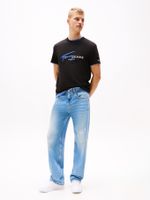 Camiseta-Signature-con-logo-estilo-grafiti