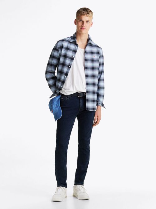 Jeans-Simon-de-corte-ceñido-y-costuras-desteñidas