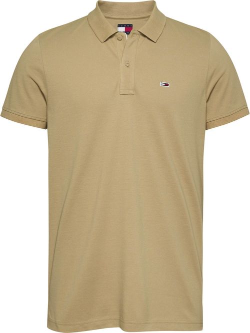 Polo-de-corte-slim-con-parche-con-logo