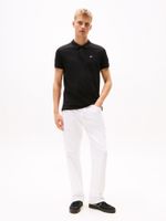 Polo-de-corte-slim-con-parche-con-logo
