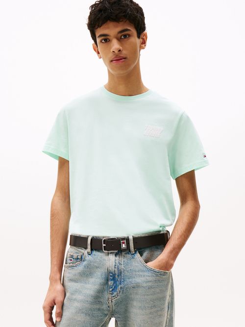 Camiseta-slim-con-logo-estilo-burbuja