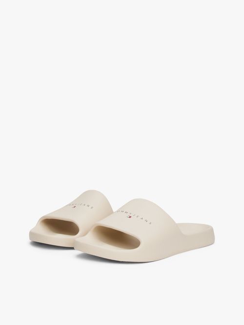 Chancletas-con-logo