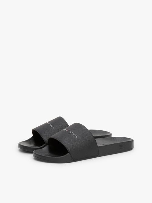 Chancletas-con-logo