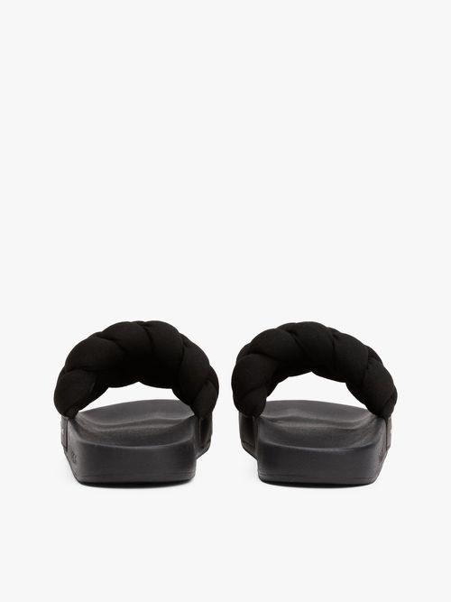 Chancletas-con-tira-trenzada