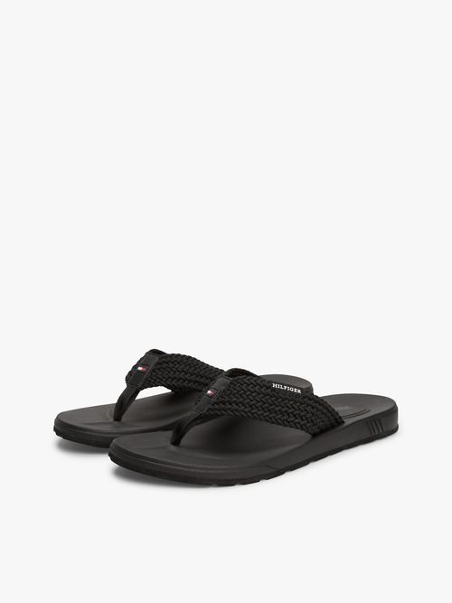 Chancletas-con-tiras-tejidas