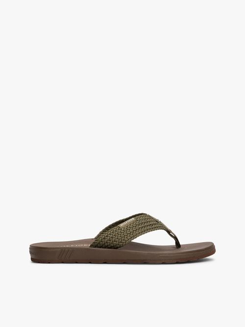 Chancletas-con-tiras-tejidas