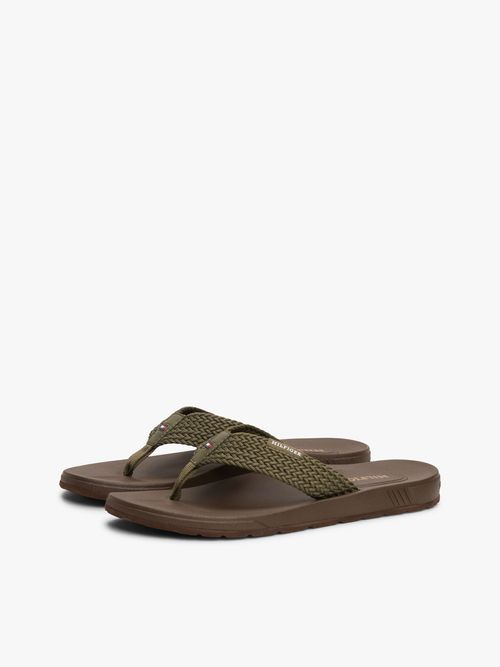 Chancletas-con-tiras-tejidas