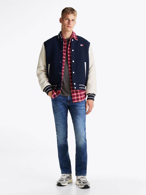 Jeans-Scanton-de-corte-slim-desteñidos