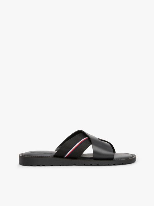 Sandalias-de-cuero-con-suela-dentada