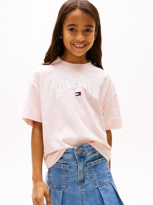 Camiseta-jaspeada-con-logo-universitario