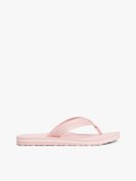 Chancletas-con-inscripcion-tonal-en-tiras
