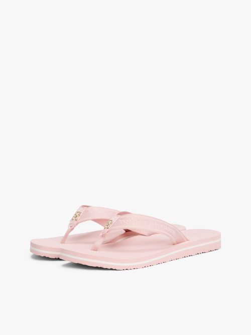 Chancletas-con-inscripcion-tonal-en-tiras