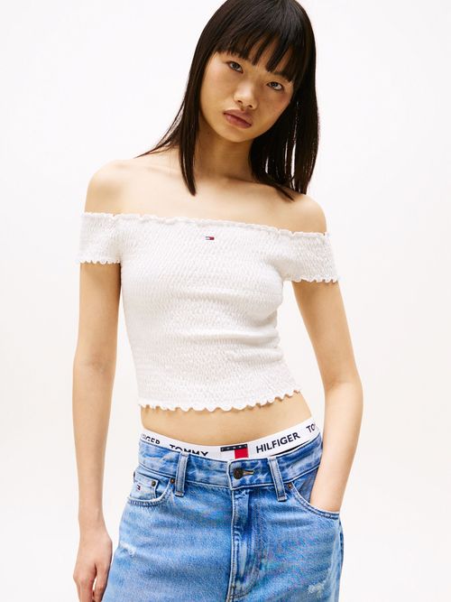 Top-de-corte-slim-con-diseño-fruncido