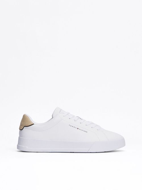 Zapatillas-de-tenis-con-acabado-granulado