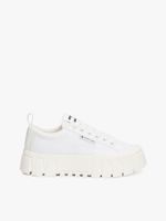 Zapatillas-de-plataforma-con-suela-dentada