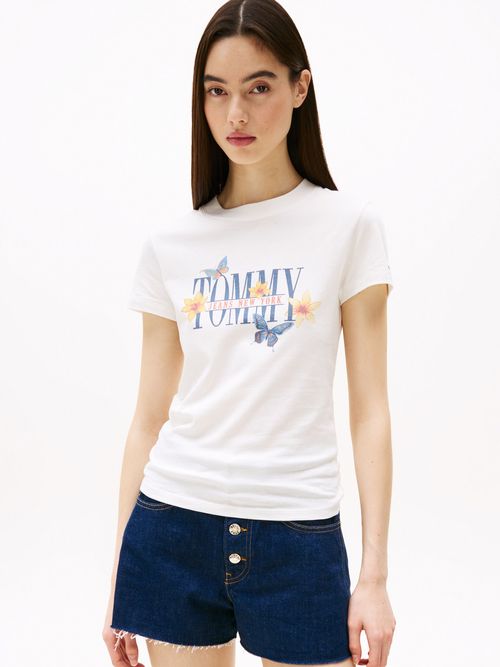 Camiseta-de-corte-slim-con-logo-grafico