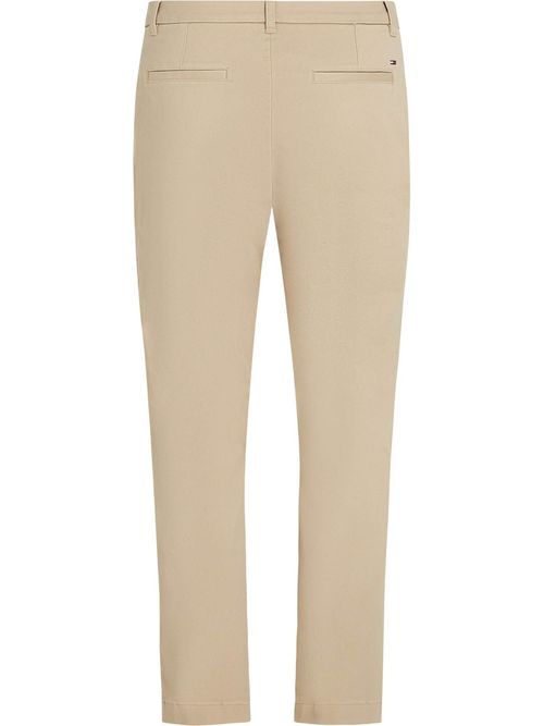 Pantalon-chino-con-logo