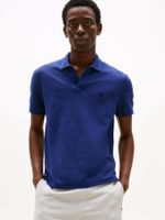 -polo-con-logo-de-monograma-TH-