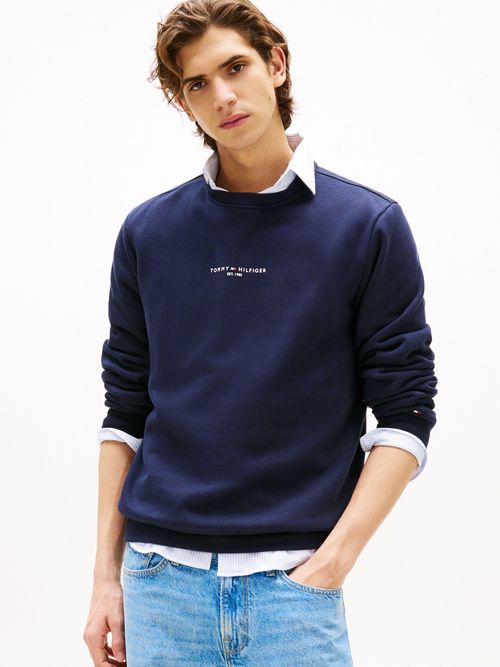 Sudadera-con-logo-y-ribetes-distintivos