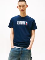 Camiseta-de-cuello-redondo-con-logo